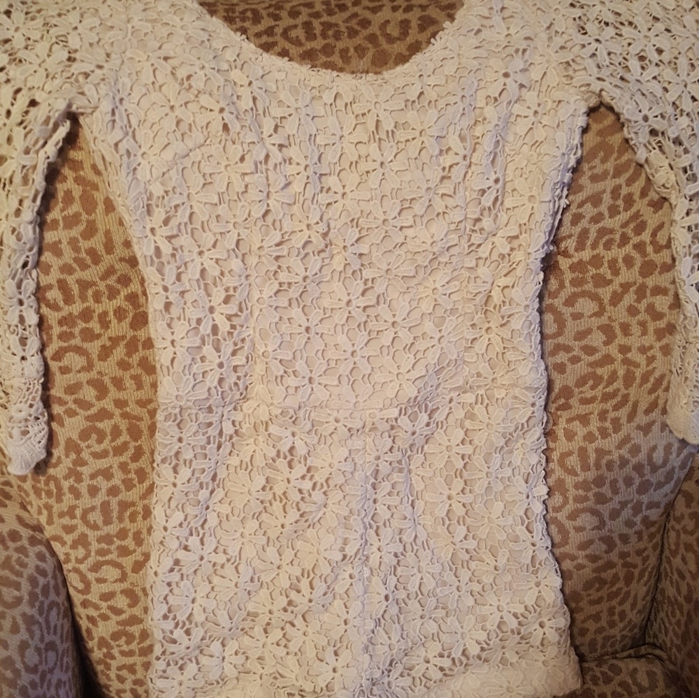 Ark & Co cream lace romper size SMALL